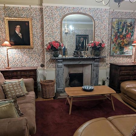 The Writer'S Retreat Ground Floor Apartment โฮลท์ ภายนอก รูปภาพ
