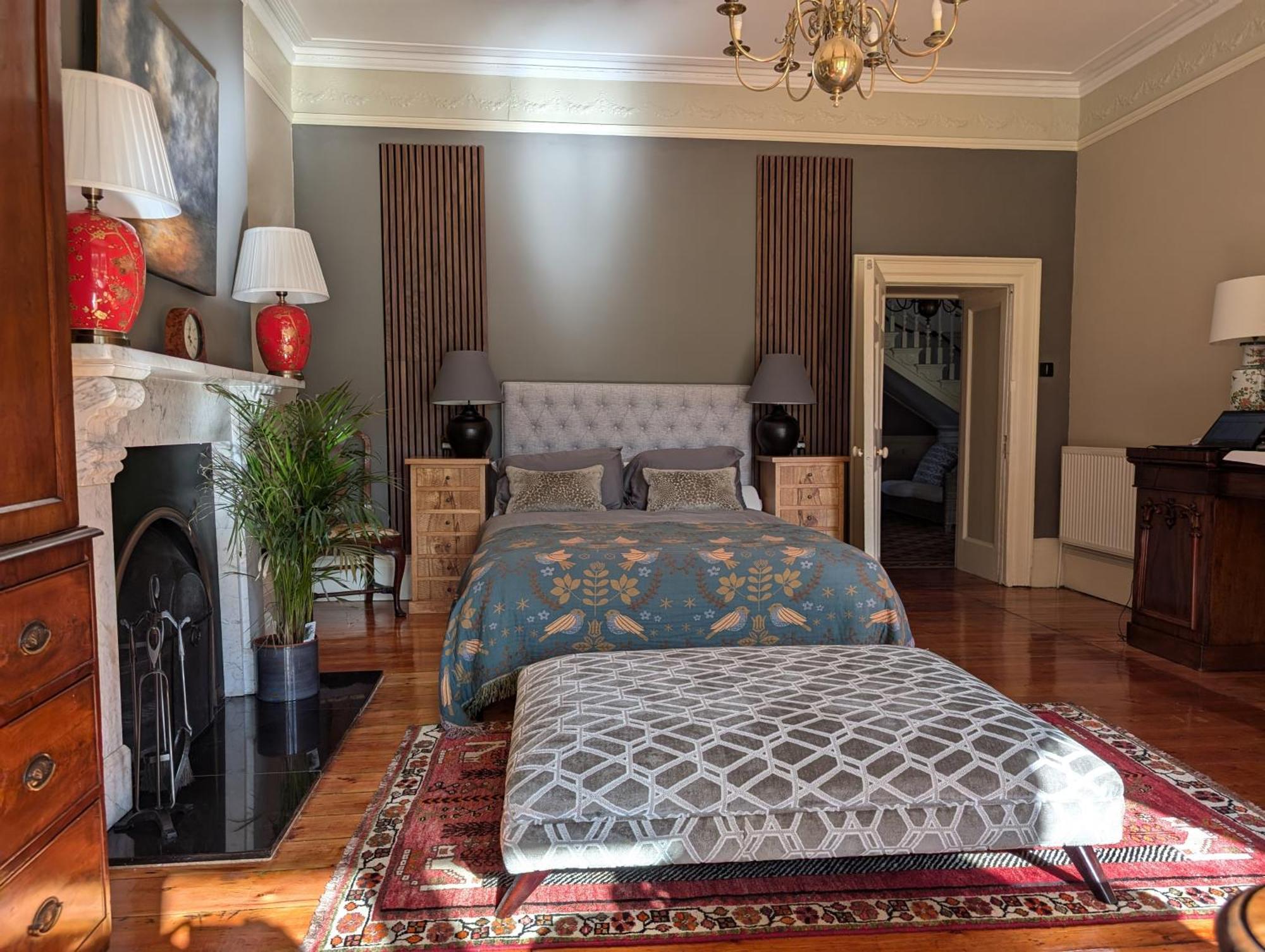 The Writer'S Retreat Ground Floor Apartment โฮลท์ ภายนอก รูปภาพ