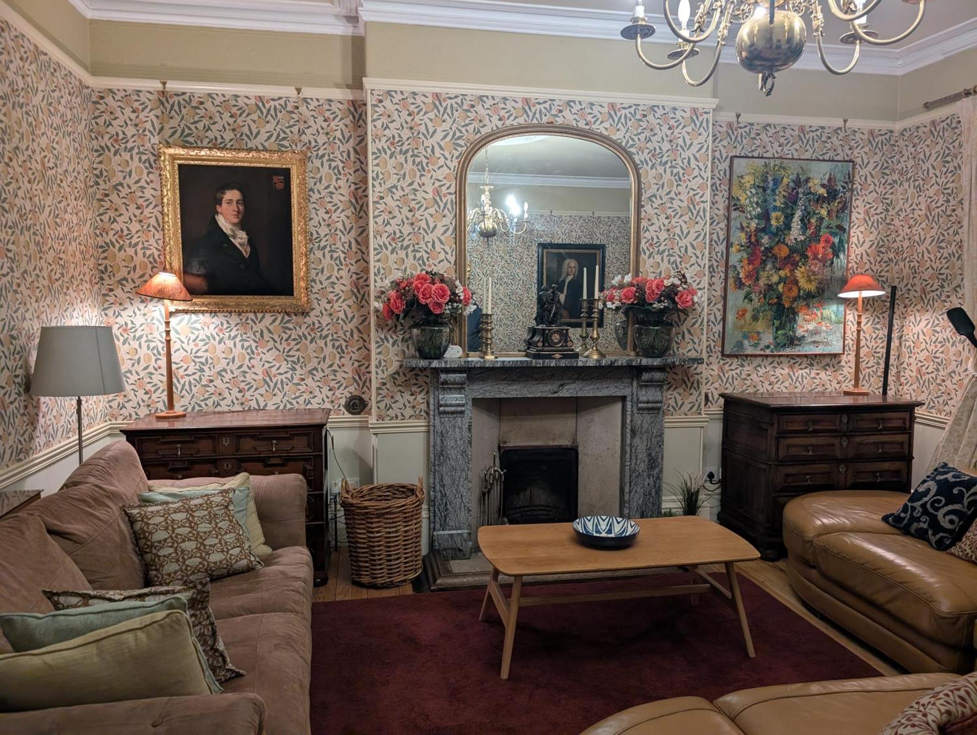 The Writer'S Retreat Ground Floor Apartment โฮลท์ ภายนอก รูปภาพ